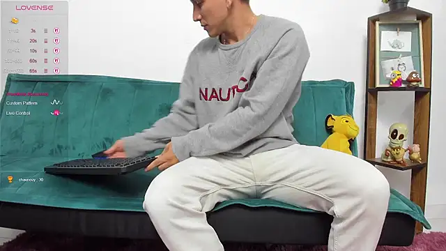 Snapshot of jacques_cardiet chatting on 03/09/25, 08:10 jacques cardiet online show from 03/09/25, 08:10