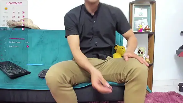 Snapshot of jacques_cardiet chatting on 03/10/25, 02:05 jacques cardiet online show from 03/10/25, 02:05