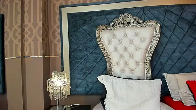 Janna Rousse  online show from 10/29/25, 11:45