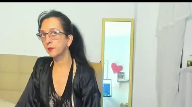 Snapshot of fiorella_foxxx chatting on 03/16/25, 05:25 fiorella foxxx online show from 03/16/25, 05:25