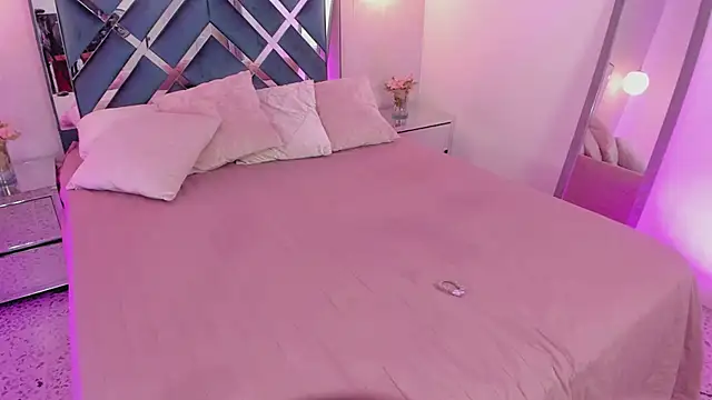 Miakhalifa 7 online show from 03/06/25, 11:36