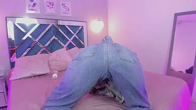 Miakhalifa 7 online show from 03/12/25, 02:34