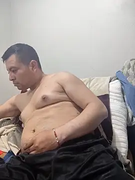 Potro23hotzen online show from 04/12/26, 07:19