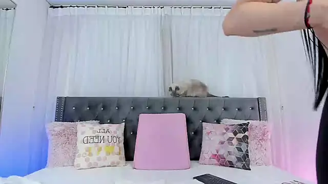 IsabellaJames online show from 03/12/25, 12:53