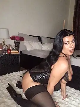 GiseleReine online show from 03/15/25, 04:43