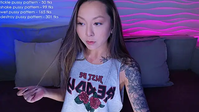 Snapshot of im_casey chatting on 03/16/25, 05:47 im casey online show from 03/16/25, 05:47