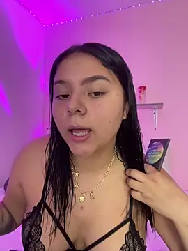 Snapshot of Oriana_Guzman chatting on 11/23/25, 08:19 Oriana Guzman online show from 11/23/25, 08:19