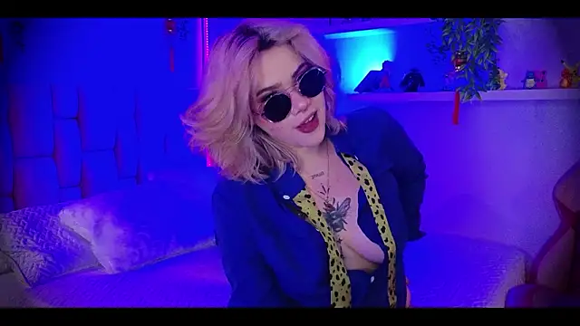 albaismynameX online show from 02/20/26, 05:46