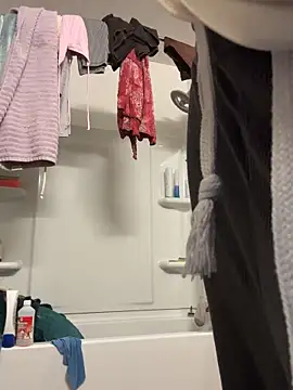 Snapshot of SexyB214 chatting on 10/06/25, 08:17 SexyB214 online show from 10/06/25, 08:17