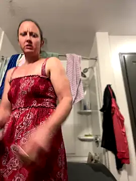 Snapshot of SexyB214 chatting on 10/07/25, 09:56 SexyB214 online show from 10/07/25, 09:56