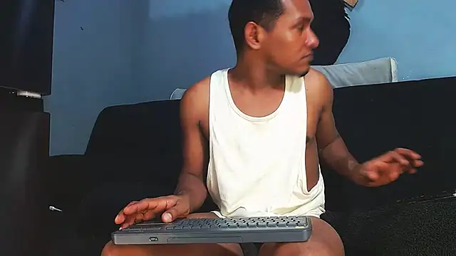 Grandeygruesa1 online show from 04/12/26, 02:27