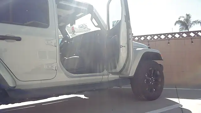 NatalieKneals online show from 10/29/25, 08:43