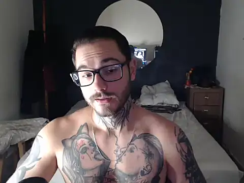 clark r online show from 12/02/25, 12:16