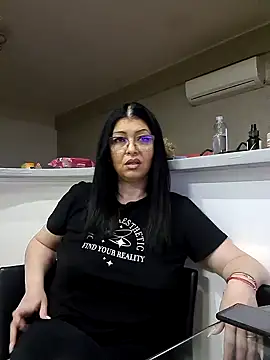 Milf Abigail online show from 03/02/25, 03:24