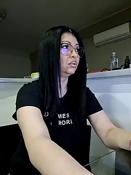 Milf Abigail online show from 03/18/25, 12:49