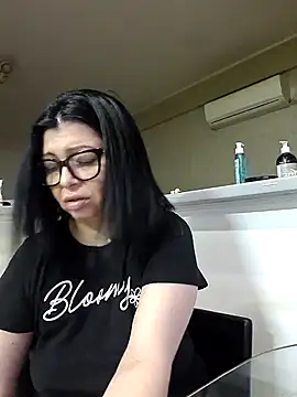 Milf Abigail online show from 04/10/26, 01:55