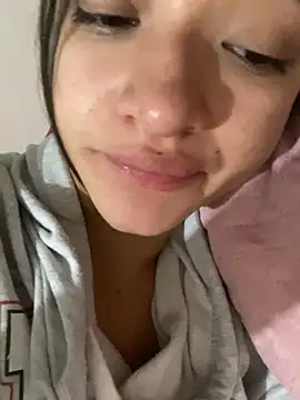 Alicia ALICIA online show from 01/04/25, 01:21