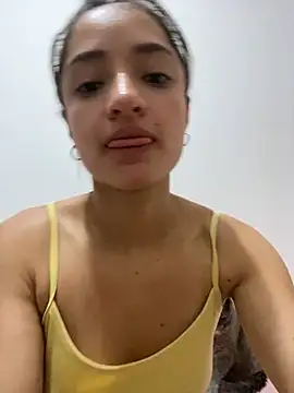 Alicia ALICIA online show from 04/14/26, 05:52