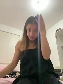 Alicia ALICIA online show from 05/05/26, 04:59