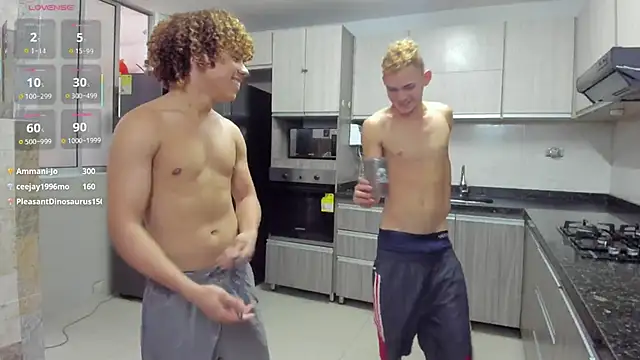 Snapshot of badguyss_bisex chatting on 02/11/25, 05:40 badguyss bisex online show from 02/11/25, 05:40