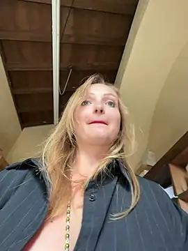 LadyTatiana Madam online show from 07/26/26, 01:51