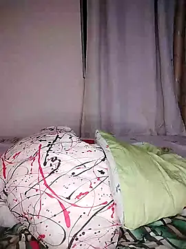 Snapshot of Bella_kiki chatting on 02/09/25, 10:54 Bella kiki online show from 02/09/25, 10:54