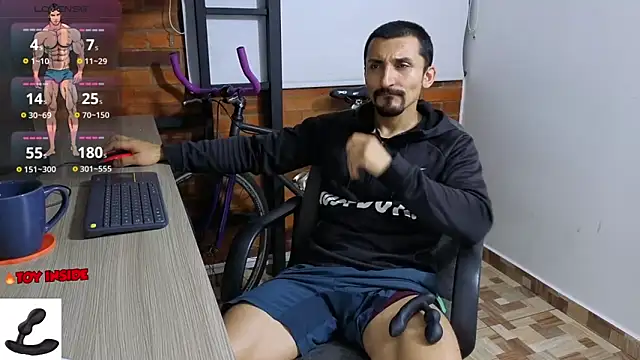 Marck Muscle online show from 10/11/25, 12:10