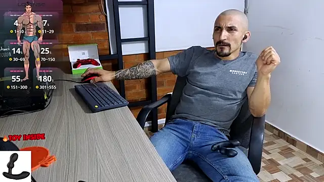 Marck Muscle online show from 12/16/25, 02:27