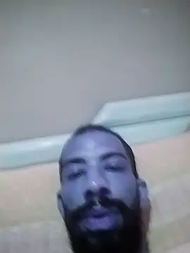 UncutToyBoy23cm online show from 02/22/25, 08:53