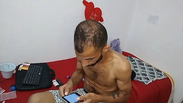 UncutToyBoy23cm online show from 03/16/25, 08:32