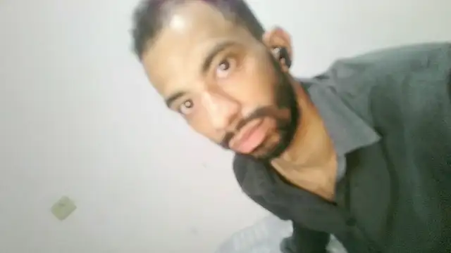 UncutToyBoy23cm online show from 10/15/25, 07:52