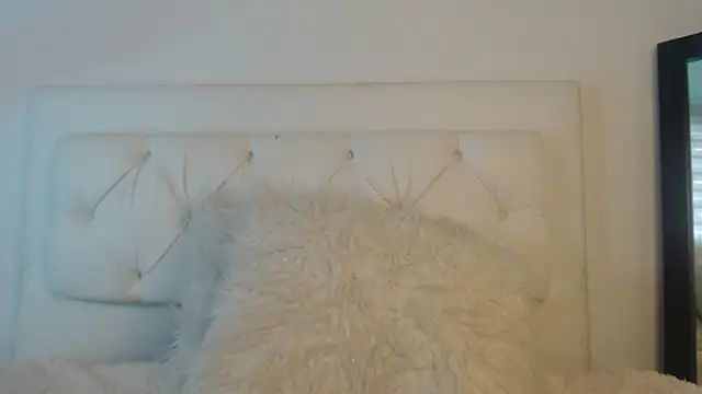 Ingridbergman online show from 03/20/25, 04:31