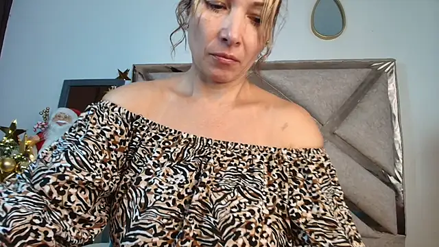 Ingridbergman online show from 01/06/26, 12:42