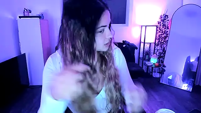 MelSaunders online show from 11/21/25, 04:55