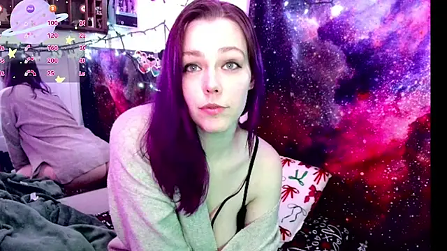 EverlyEster online show from 03/07/25, 07:19