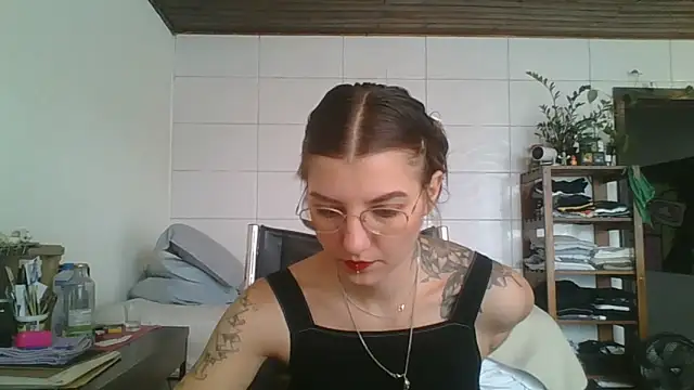 SweetyBabyDemon online show from 09/19/25, 12:28