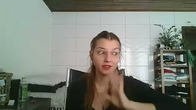 SweetyBabyDemon online show from 09/27/25, 02:33