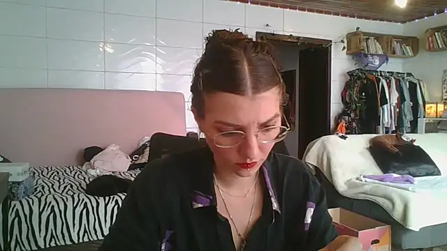 SweetyBabyDemon online show from 10/01/25, 07:09