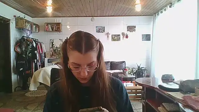 SweetyBabyDemon online show from 10/23/25, 12:59