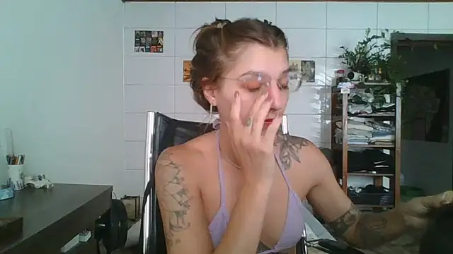 SweetyBabyDemon online show from 02/18/26, 01:07