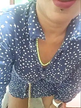 gatadeojosclaros online show from 02/07/25, 04:59