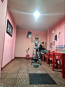 gatadeojosclaros online show from 04/12/26, 03:44