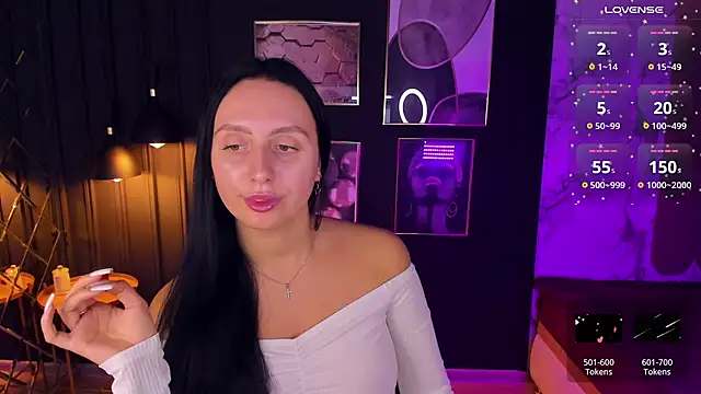 Snapshot of Christy_Calypso chatting on 12/16/24, 10:56 Christy Calypso online show from 12/16/24, 10:56