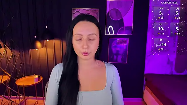 Snapshot of Christy_Calypso chatting on 12/23/24, 07:52 Christy Calypso online show from 12/23/24, 07:52