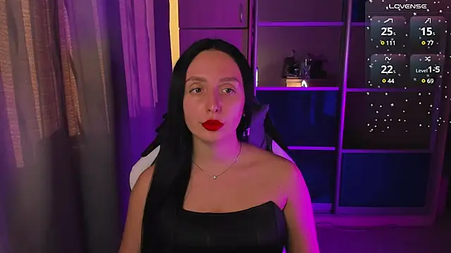 Snapshot of Christy_Calypso chatting on 02/19/25, 01:50 Christy Calypso online show from 02/19/25, 01:50