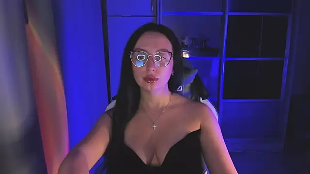 Snapshot of Christy_Calypso chatting on 10/02/25, 03:52 Christy Calypso online show from 10/02/25, 03:52