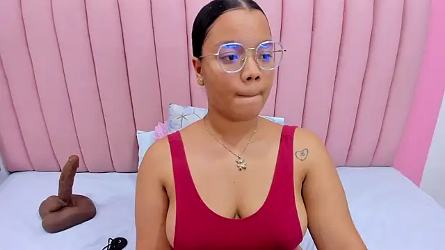 ISABELLA 020 online show from 02/08/25, 03:21