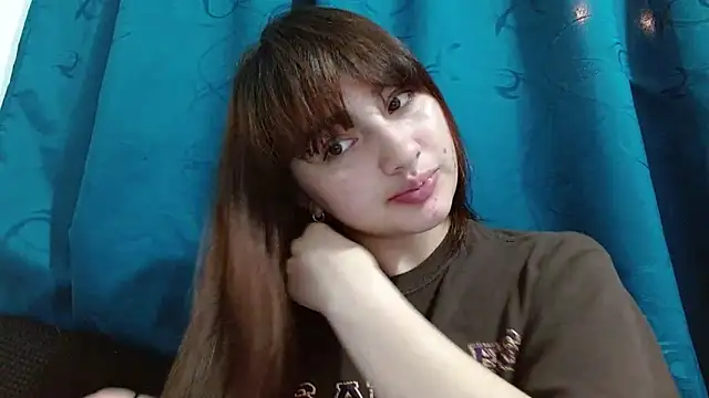 Snapshot of Damian_n_Maya chatting on 02/21/25, 03:01 Damian n Maya online show from 02/21/25, 03:01