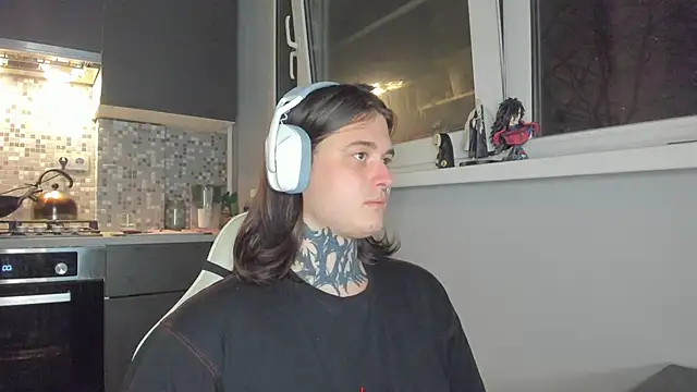  torfin  online show from 03/08/25, 03:17