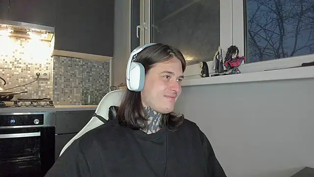  torfin  online show from 03/12/25, 04:24